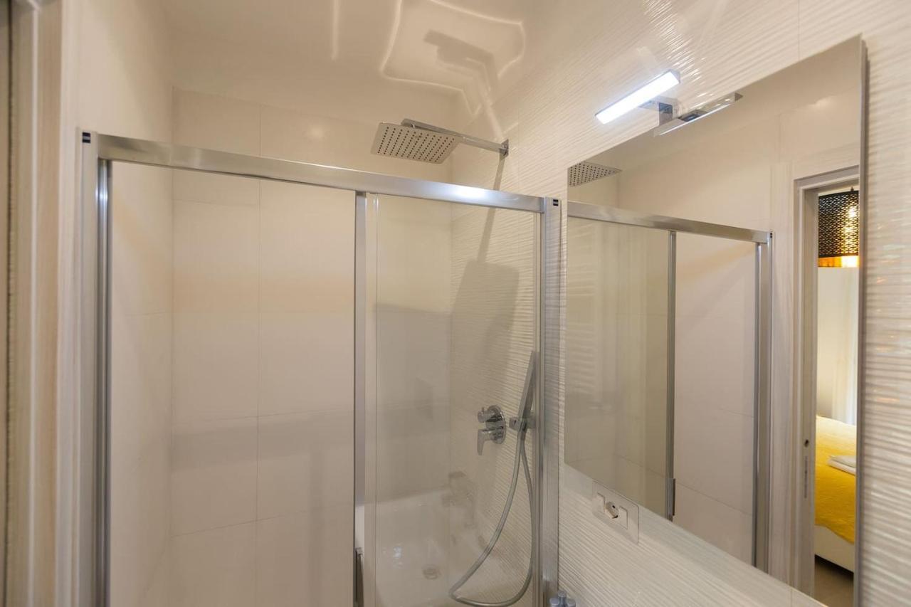 Lovely New Apartament, Viale Trastevere Rome Bagian luar foto