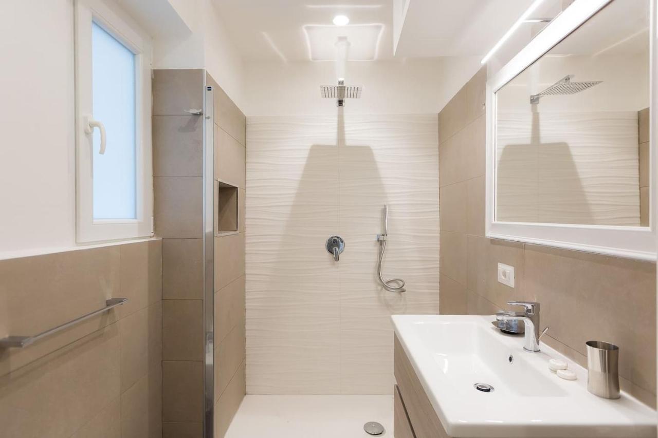 Lovely New Apartament, Viale Trastevere Rome Bagian luar foto