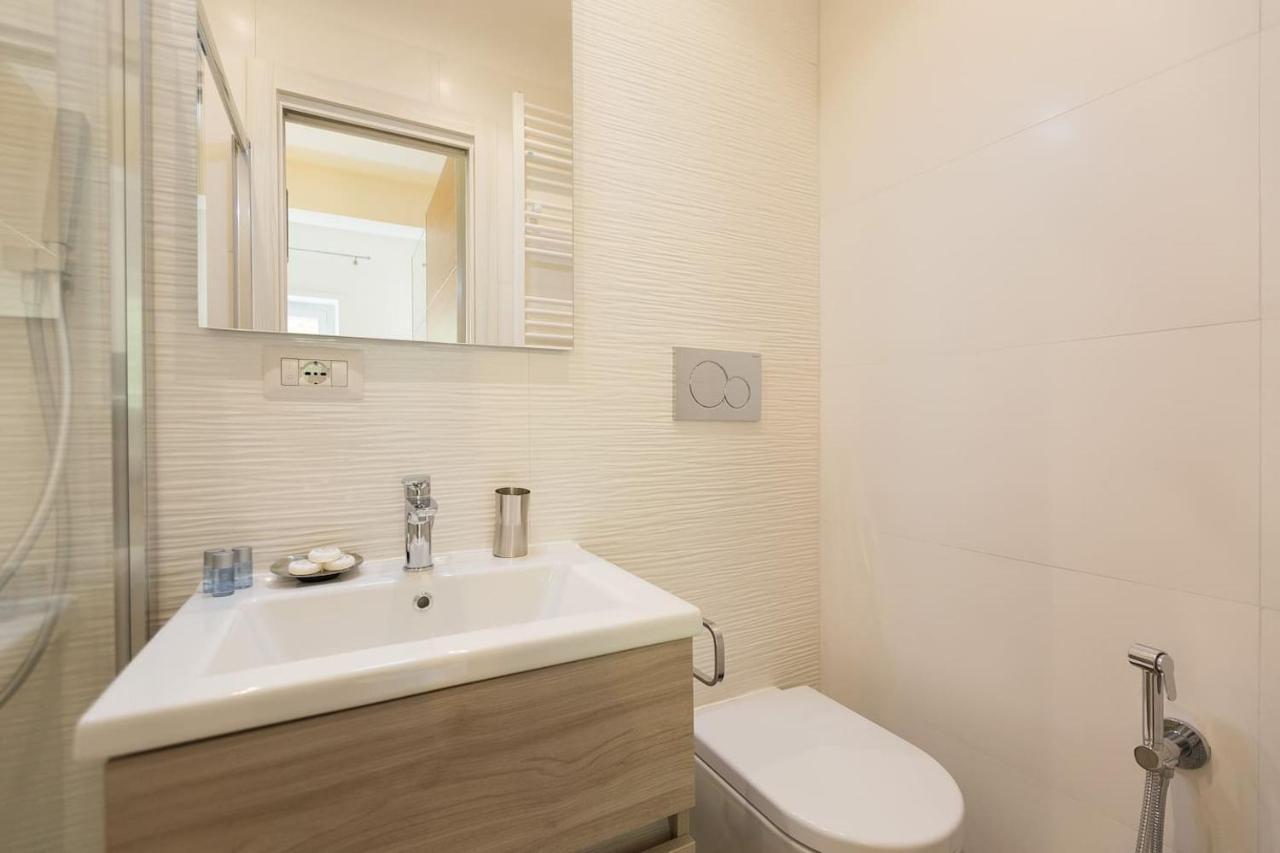 Lovely New Apartament, Viale Trastevere Rome Bagian luar foto